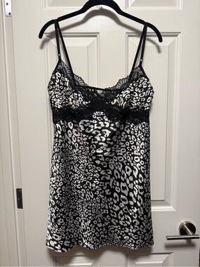 Victoria’s Secret Chemise